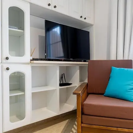 아파트 3a Penthouse Abrigos, Wi-fi And Terrace *